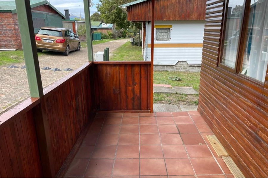 To Let 1 Bedroom Property for Rent in Onrus Western Cape
